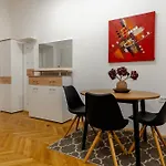 Apartament Sofija *
