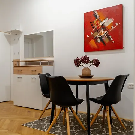 Sofija Apartment *